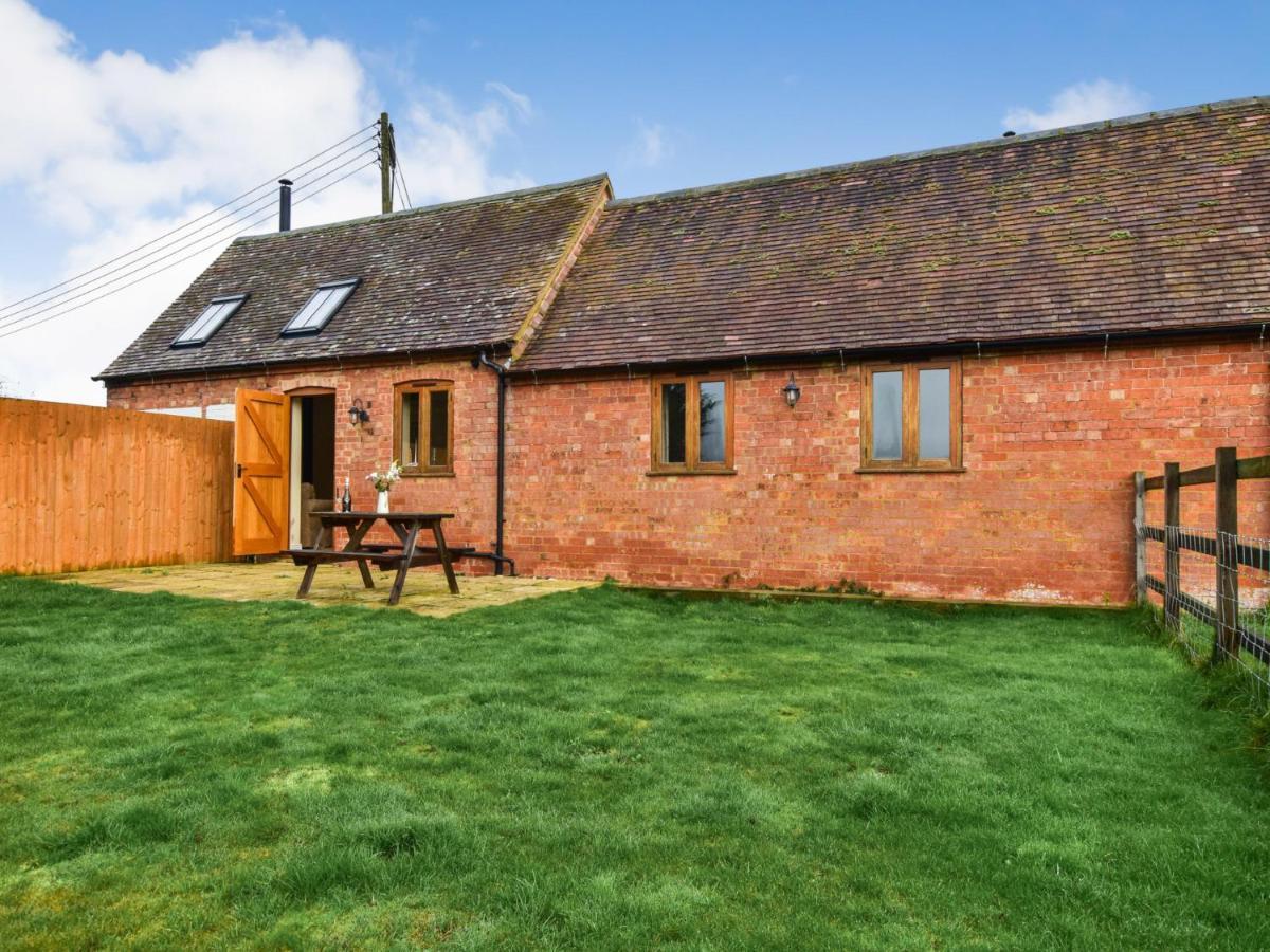 Combine Shed Villa Bidford Ngoại thất bức ảnh