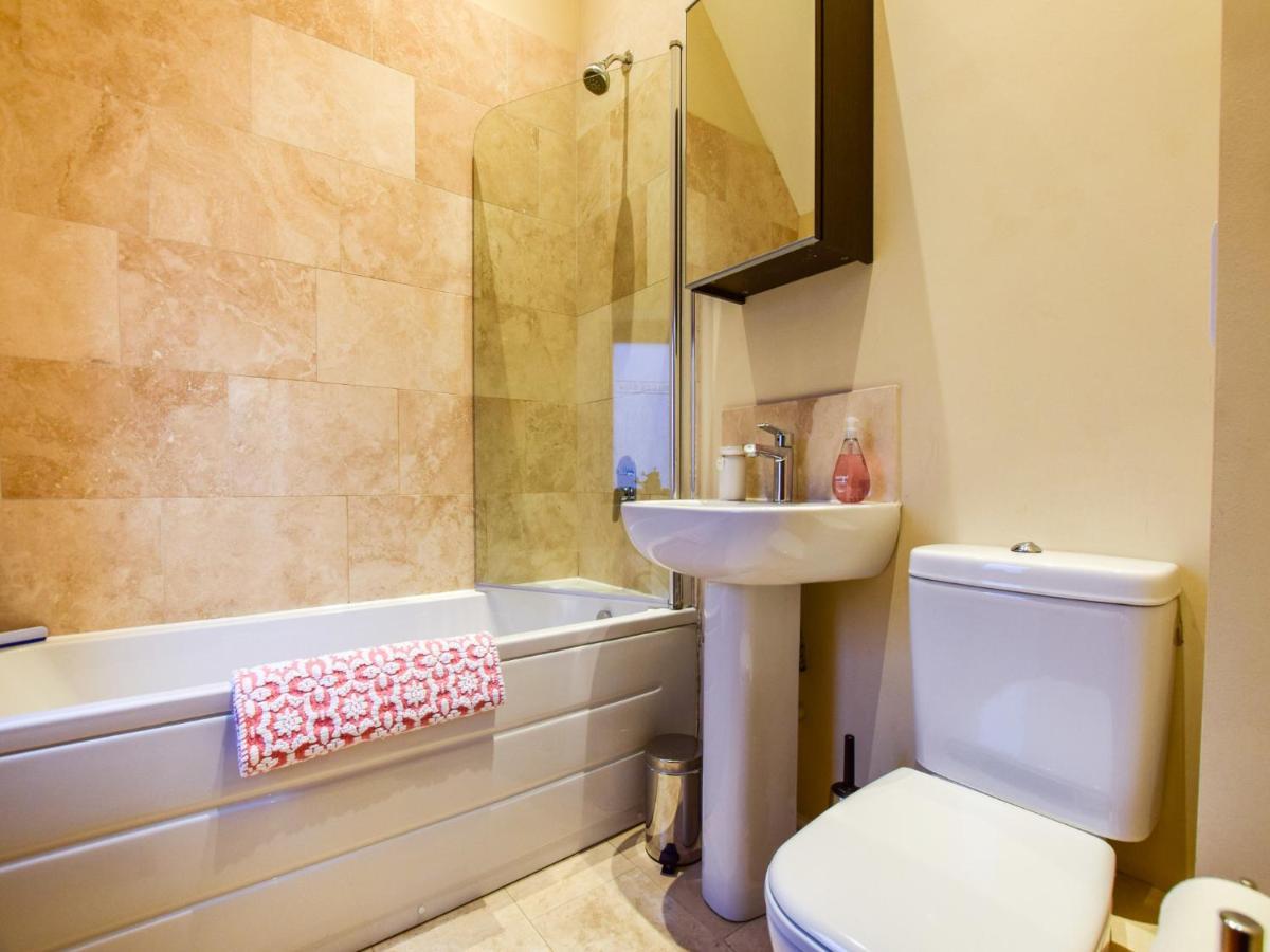 Combine Shed Villa Bidford Ngoại thất bức ảnh